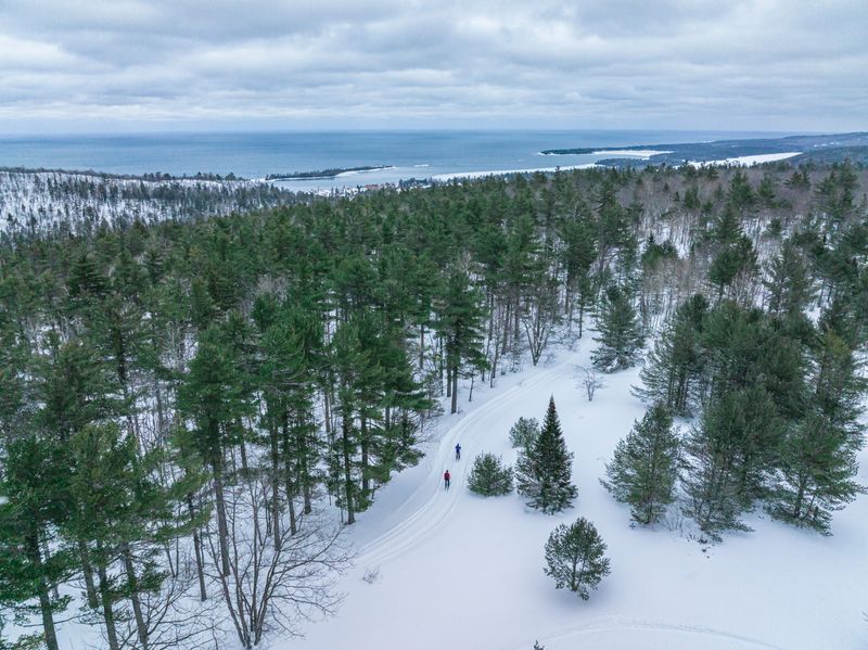 14 Places In The US You Might Regret Visiting For A Winter Vacation - Decor Hint The Upper Peninsula of Michigan