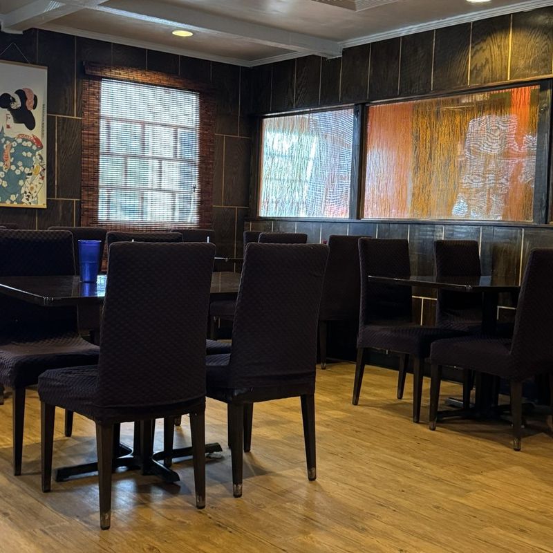 Underrated Kentucky Restaurants That Will Blow Your Taste Buds Away - Decor Hint Sullivan's Restaurant, Louisville