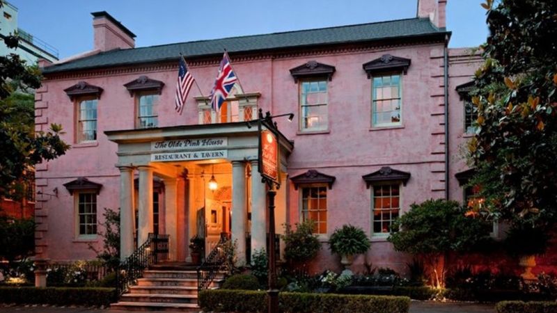 Hidden Gem Restaurants In Georgia That Belong On Your Must Try List - Decor Hint The Olde Pink House – Savannah