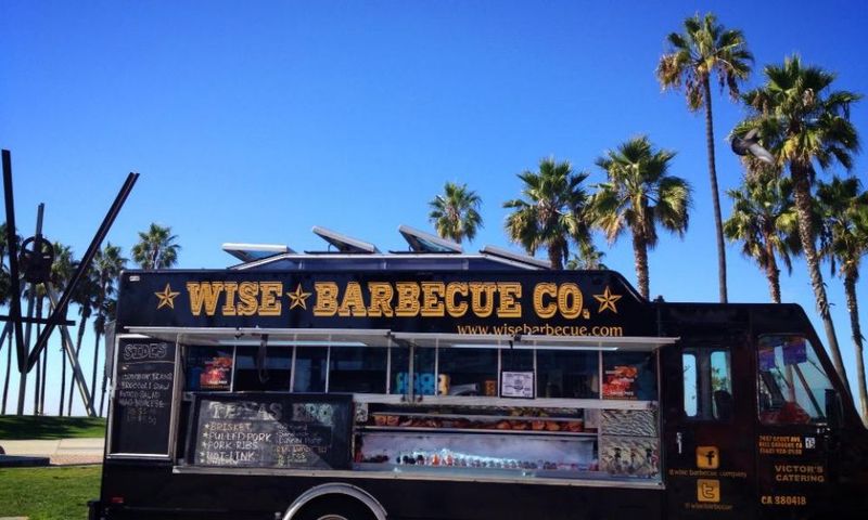 The California BBQ Truck Outsmoking Texas, One Brisket At A Time - Decor Hint The Golden State's Unexpected BBQ Contender