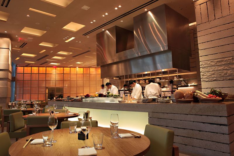 12 Must-Visit Florida Restaurants That Should Be On Every Foodie's Bucket List - Decor Hint Zuma, Miami