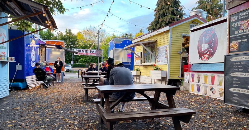 Neighborhoods Where Portland's Food Culture Thrives