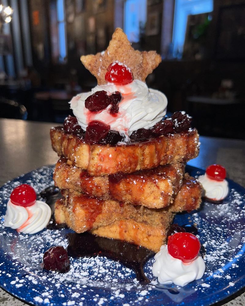 Maryland Cafés That Still Serve Pie Like Grandma Used To Make - Decor Hint Blue Moon Café, Baltimore