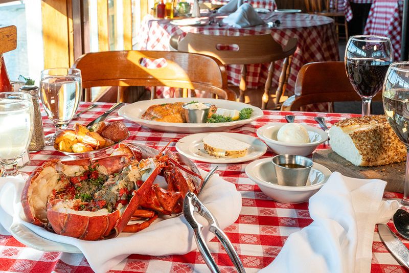 Top Authentic Seafood Restaurants In New Jersey According To Locals - Decor Hint The Lobster House, Cape May