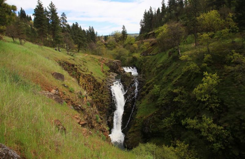 Hidden Waterfalls Worth The Hike