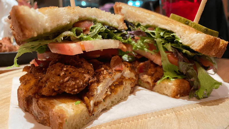 18 Michigan Restaurants Serving Chicken Fried Steak Just Like Grandma Used To Make - Decor Hint Louie's Trophy House - Detroit