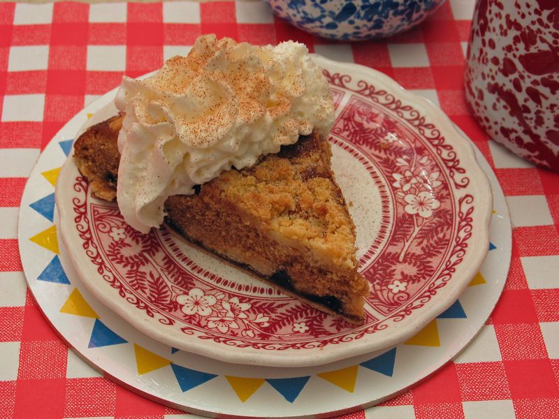 Pennsylvania Eateries Locals Simply Don't Like To Share - Decor Hint Dutch Kitchen's Pie Paradise, Frackville