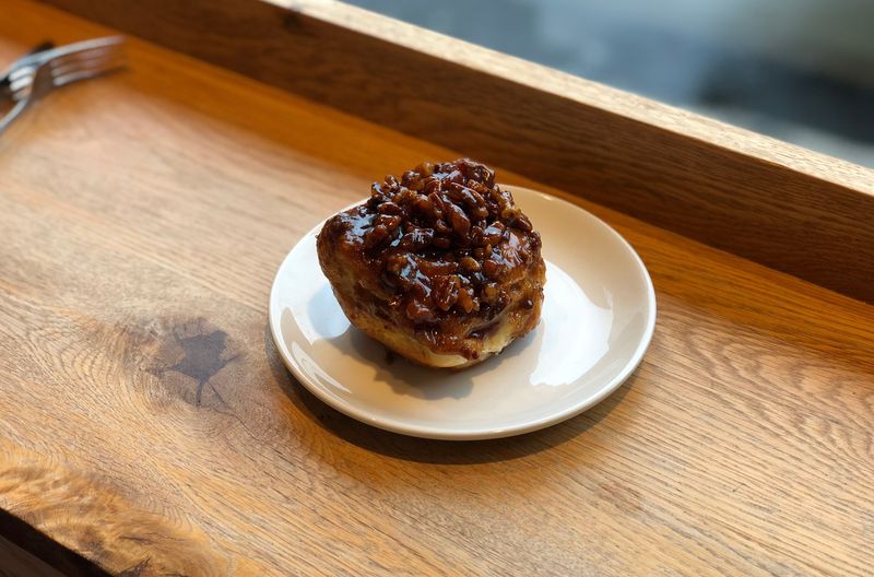 16 Massachusetts Breakfast Spots Locals Can't Stop Raving About - Decor Hint Flour Bakery + Café - Cambridge (Central Square)