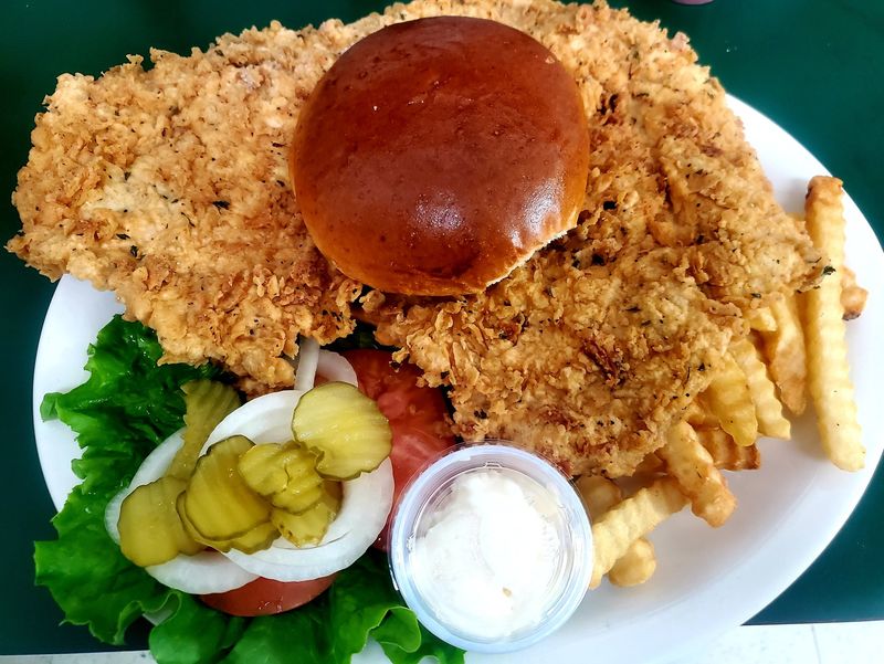 Massachusetts Restaurants Where The Tenderloin Sandwich Steals The Show - Decor Hint Sam's Restaurant