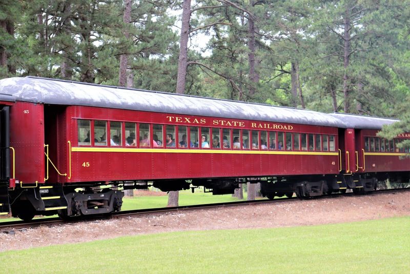 Discover Texas’ Beauty On This Scenic Train Adventure - Decor Hint Best Times Of Year To Take This Texas Train Ride