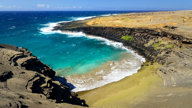 The Rare Green Sand Beach In Hawaii Glows Like An Emerald - Decor Hint What You'll See Along The Way