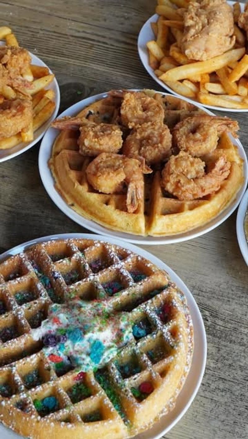 20 Legendary Maryland Eateries You Need To Experience - Decor Hint Connie's Chicken & Waffles, Baltimore