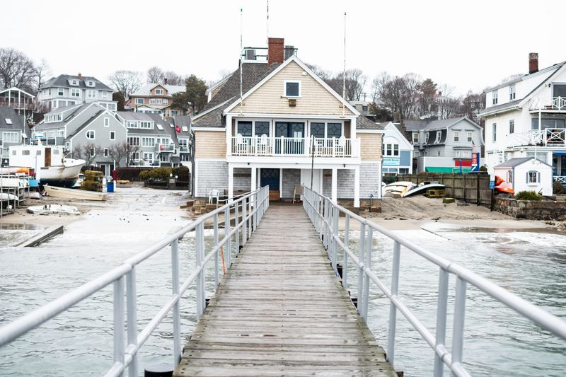 12 Lakeside Restaurants In Massachusetts That Wow Beyond The Menu - Decor Hint Swampscott Fish House, Swampscott