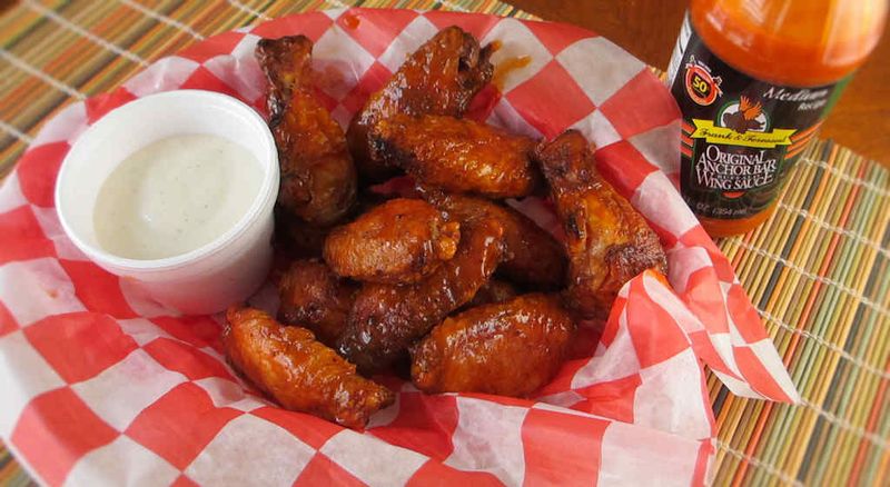 Why Locals Say This Buffalo Wing Spot Is The Best In New York - Decor Hint The Classic Wing Recipe That Changed Everything