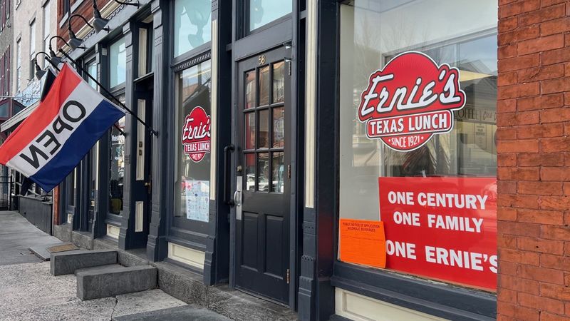 Pennsylvania Eateries Locals Simply Don't Like To Share - Decor Hint Ernie's Texas Lunch, Gettysburg