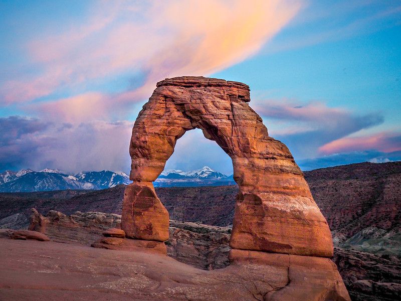Trails In Utah That Show Why Hiking Here Is Unforgettable - Decor Hint Delicate Arch Trail in Arches National Park