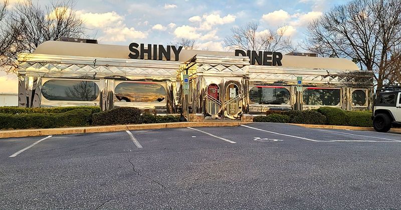 The North Carolina Diner Serving A Fried Bologna Sandwich Worth The Trip - Decor Hint The Shiny Diner: A Local Legend In North Carolina