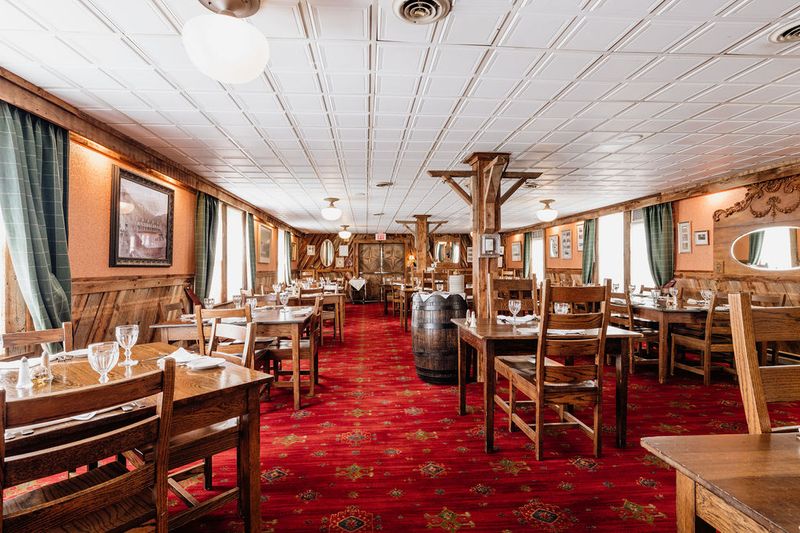 Chico Hot Springs Resort Dining Room