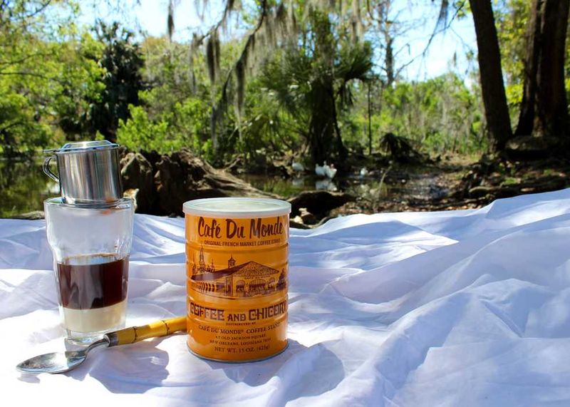 This Iconic Louisiana Café Serves Beignets Worth The Road Trip - Decor Hint The Coffee & Chicory Tradition