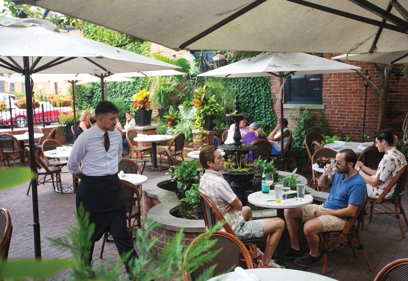 14 Ohio Steakhouses That Might Be Hidden But Definitely Aren't Secret Anymore - Decor Hint Lindey's in German Village, Columbus