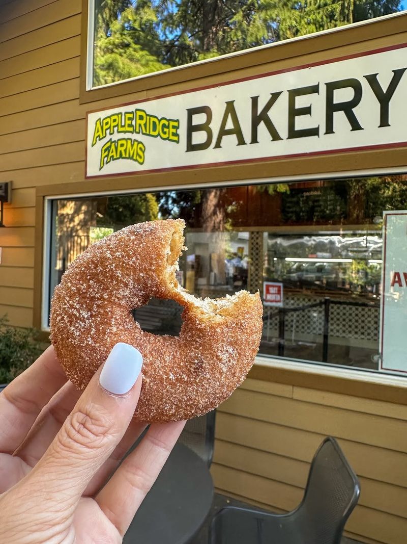 13 Hidden Cider-Donut Spots In California That Smell Like Autumn - Decor Hint Apple Ridge Farms, Camino, CA