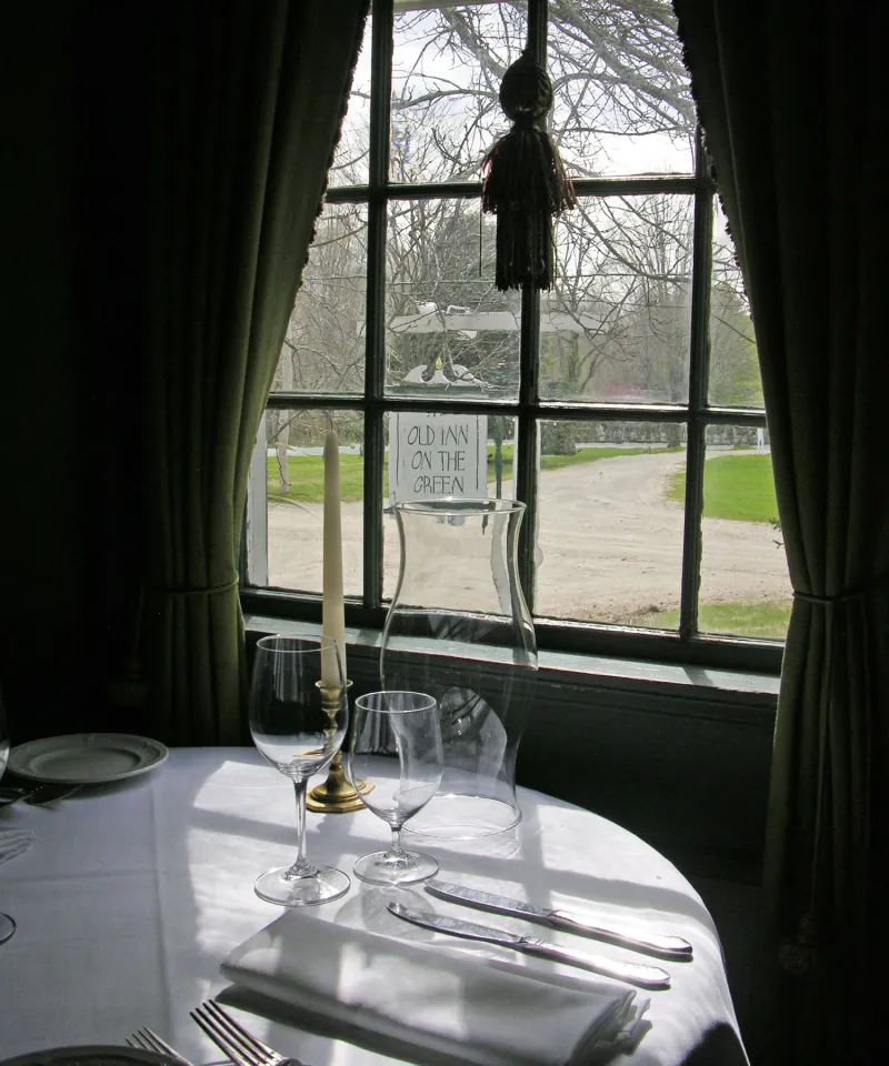 Massachusetts Restaurants So Charming They Belong On A Postcard - Decor Hint Old Inn On The Green, New Marlborough