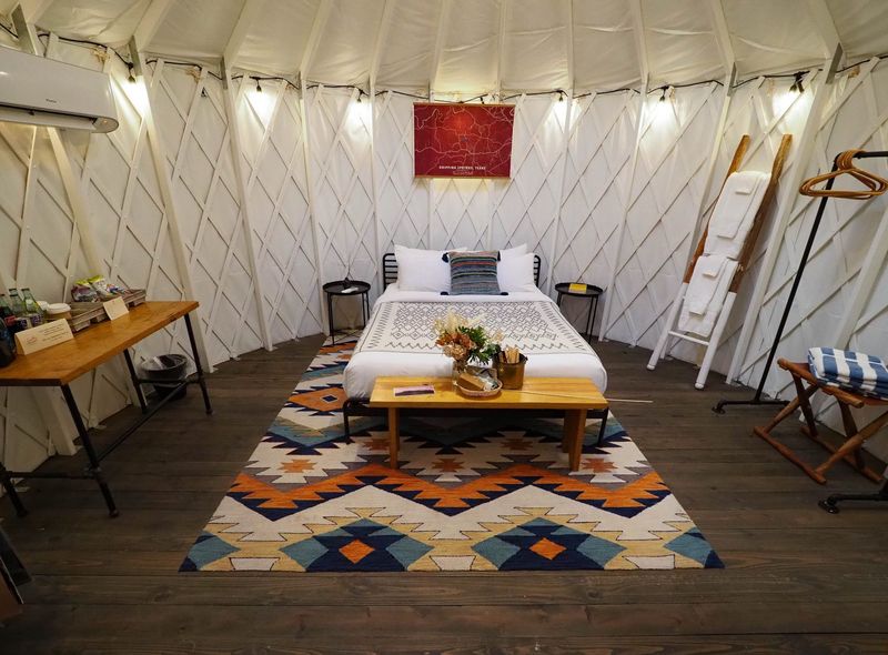 20 Epic Texas Glamping Spots That Are Anything But Roughing It - Decor Hint Lucky Arrow Retreat, Dripping Springs