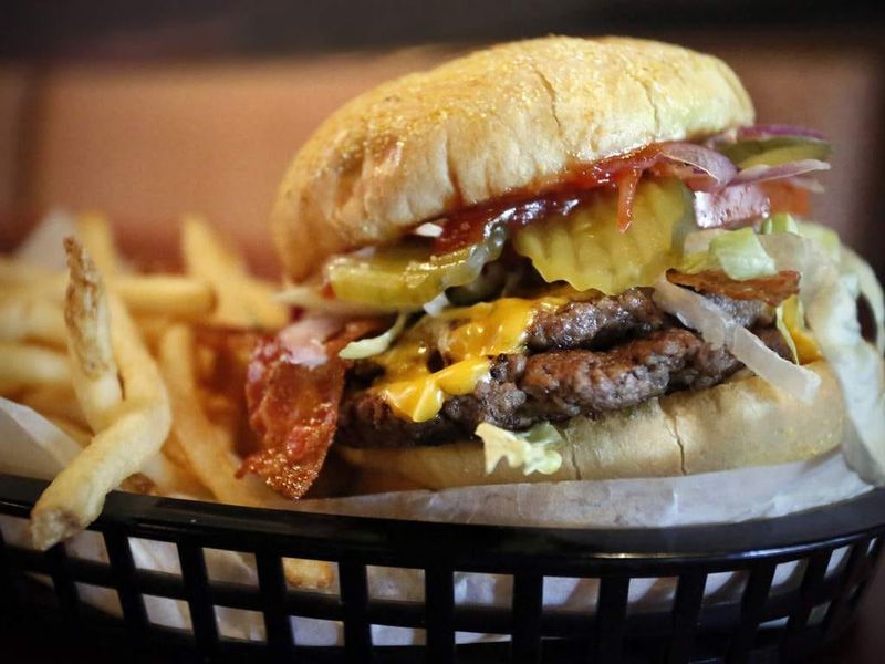 Relish Burger Bistro - Gainesville