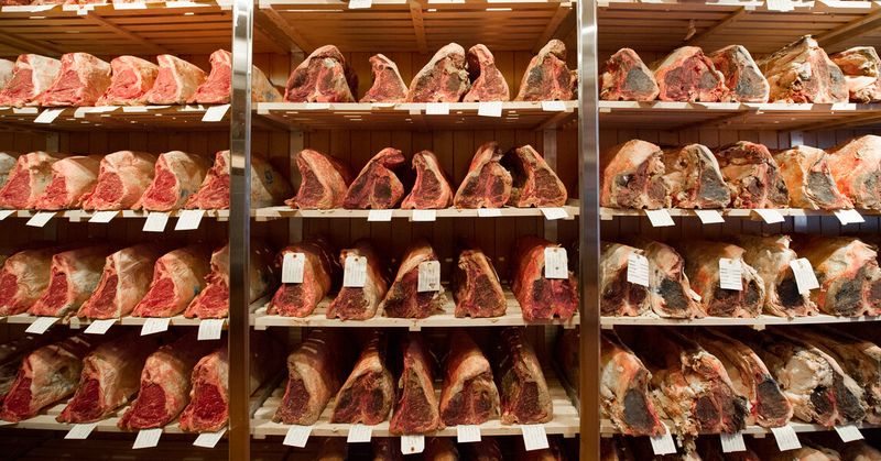11 Insider Wyoming Butcher Tips About Meat Cuts You Have Probably Never Heard Before - Decor Hint Dry Aging Vs. Wet Aging