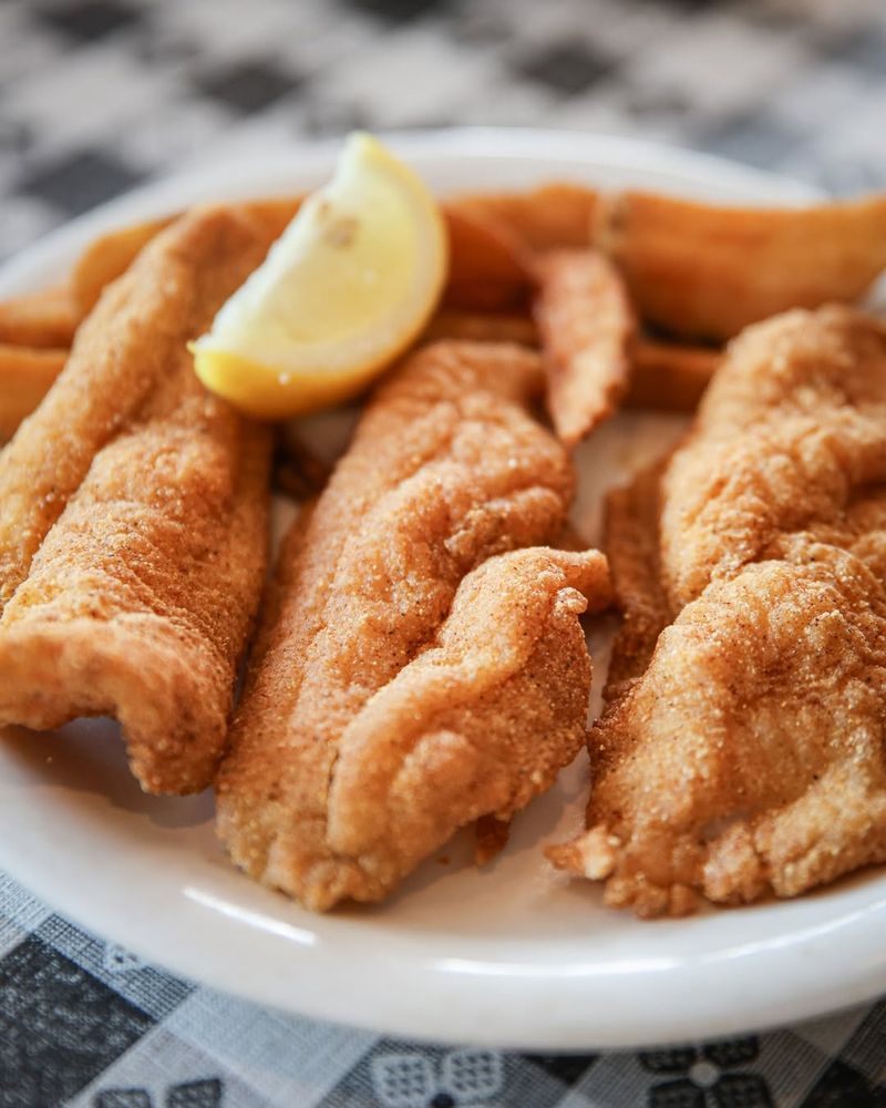 Don't Miss These Friday Fish Fry Spots In Tennessee - Decor Hint Uncle Bud's, Donelson