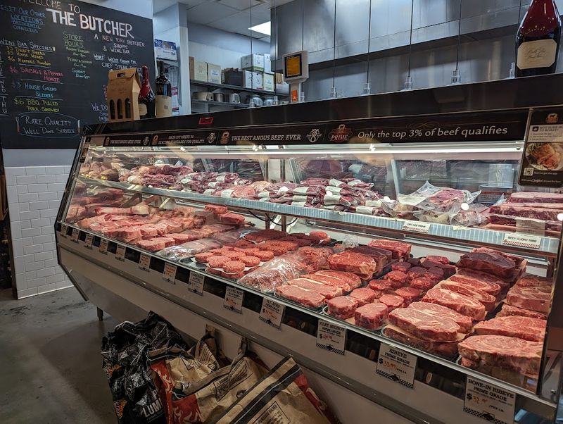 14 Alabama Grocery Stores Locals Say Have The Best Meat Counters - Decor Hint New York Butcher Shoppe