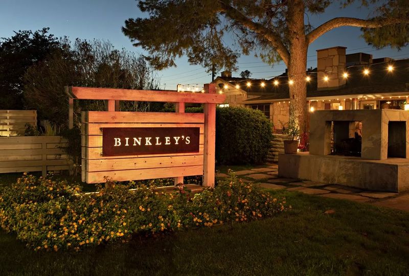 Steakhouses In Arizona Serving Cuts So Good Visitors Are Blown Away - Decor Hint Binkley's Restaurant