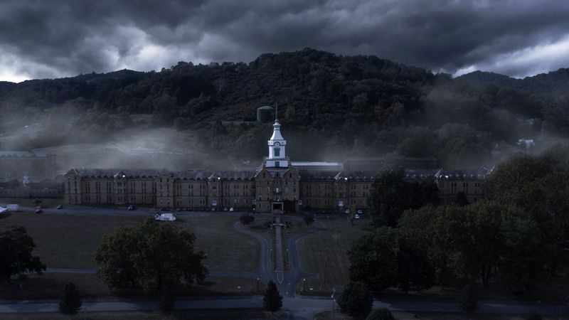 How To Explore The Paranormal Trail