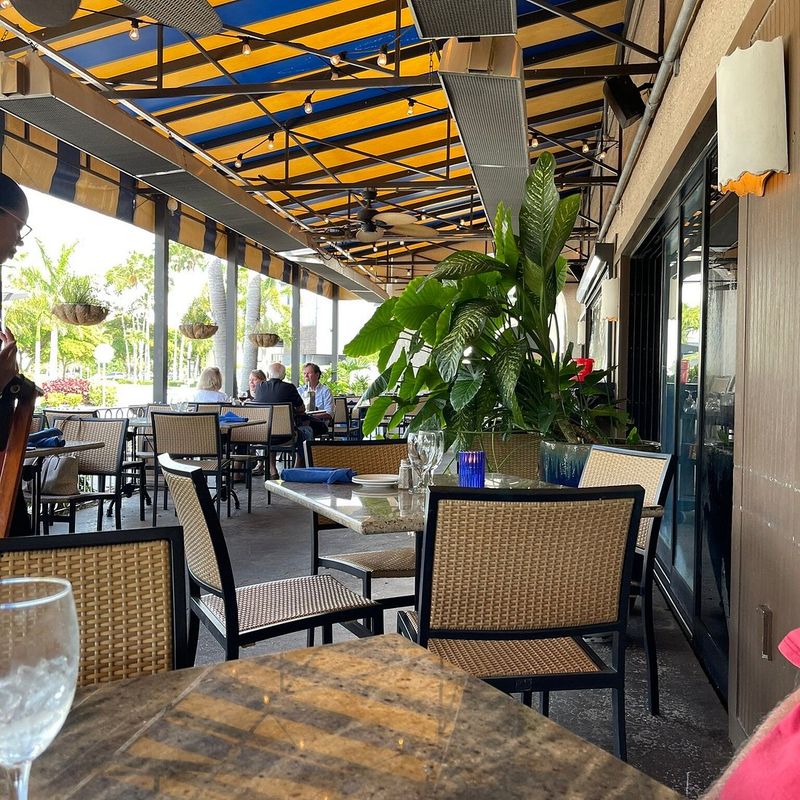 Where Flavor Meets The Lake: 19 Must-Try Florida Waterfront Restaurants - Decor Hint Blue Pointe Seafood, Sarasota