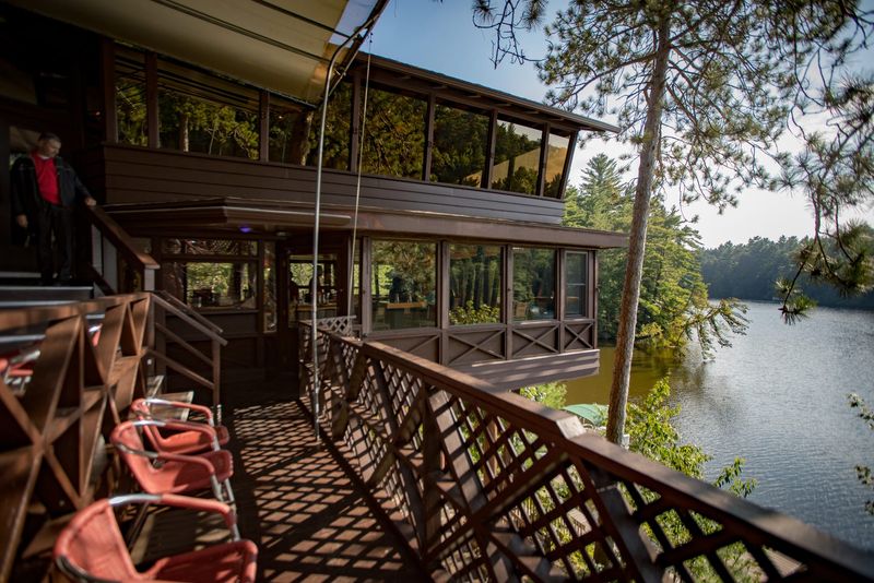The Ishnala Supper Club near Wisconsin Dells