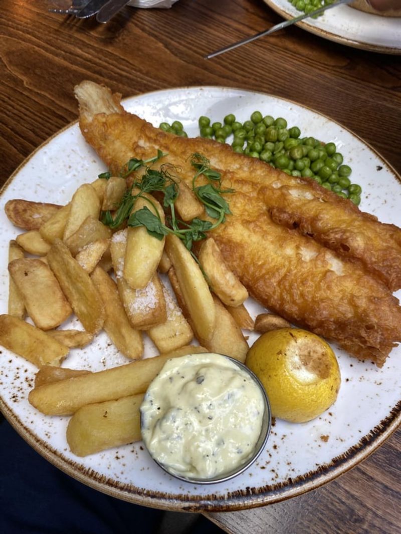 Kelly's Pub & Eatery in Butler