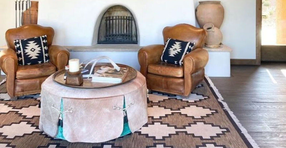 The Worn Leather Armchairs In Montana Homes That Locals Swear Never Go Out Of Style - Decor Hint