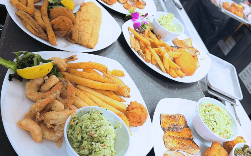 12 Florida Catfish Houses Serving Crunchy Perfection By The Plate - Decor Hint Lightsey's Seafood Restaurant & Fish Co. - Okeechobee