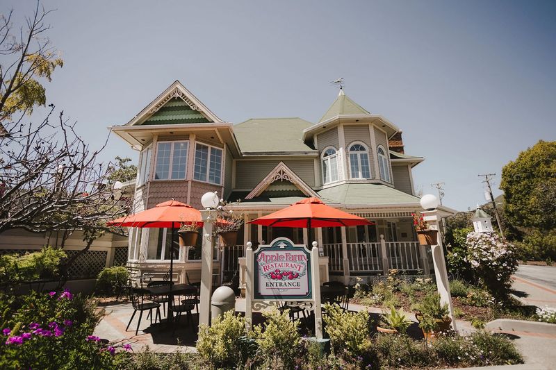These 13 Charming Country Restaurants In California Are Worth The Detour - Decor Hint The Apple Farm Restaurant, San Luis Obispo