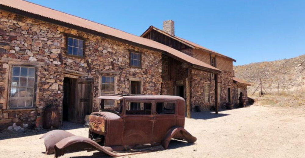 These Abandoned Arizona Towns Are Eerily Beautiful - Decor Hint
