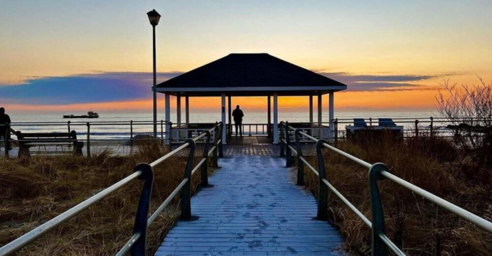 This Hidden New Jersey Shore Town Feels Like The Beach Locals Dont Want You To Find - Decor Hint