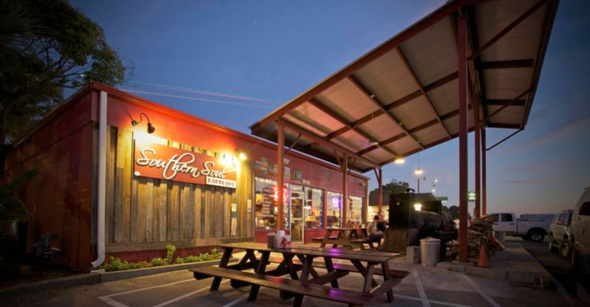 This Tiny Georgia Restaurant Won Big And Locals Cant Get Enough - Decor Hint