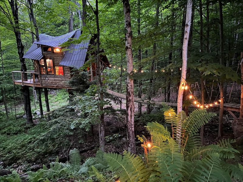 Bliss Ridge Farm Treehouse