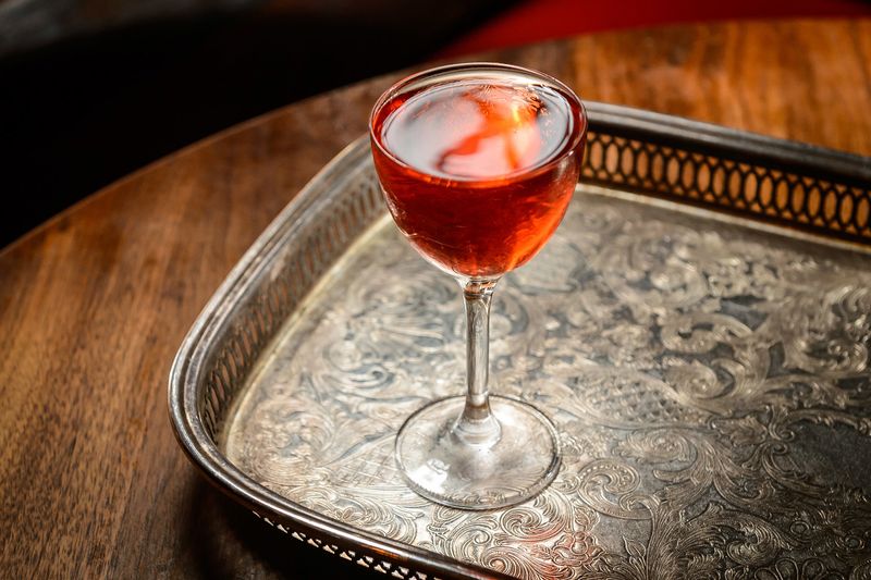 The Best Mocktail Bars In Austin, Texas Ranked By Locals - Decor Hint The Dead Rabbit