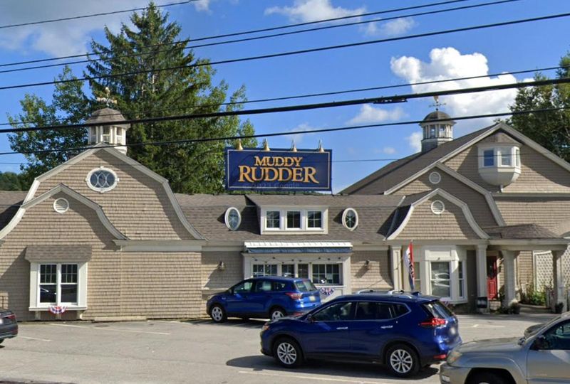 12 Maine Steakhouses That Quietly Serve The State's Best Steaks - Decor Hint Muddy Rudder