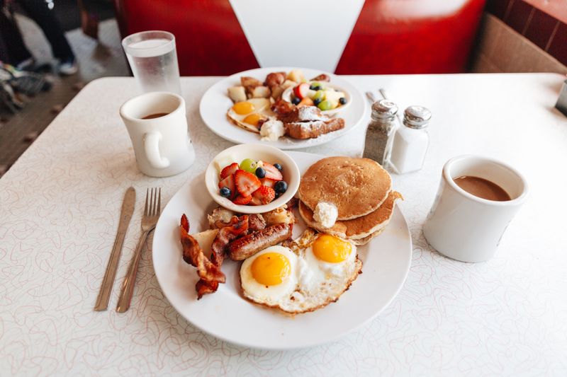 Must Try North Carolina Breakfast Diners That Do Mornings Best - Decor Hint Elmo's Diner - Multiple Locations