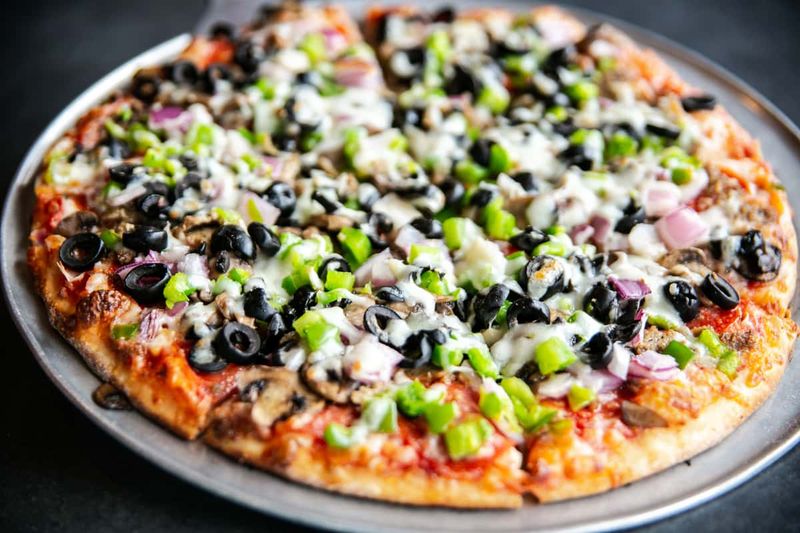 Colorado Pizzerias With Generations Of Deliciousness - Decor Hint Johnny’s Pizzeria, Denver