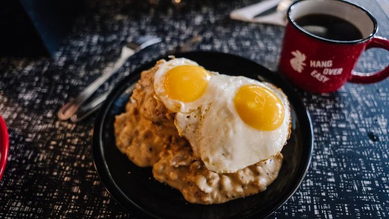 19 Ohio Chicken-Fried Steaks That Will Take You Straight Back To Grandma's Table - Decor Hint HangOverEasy