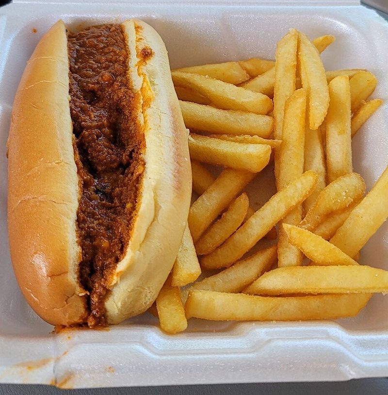 North Carolina Hot Dog Spots Locals Can't Get Enough Of - Decor Hint Willy's Grill & Chill