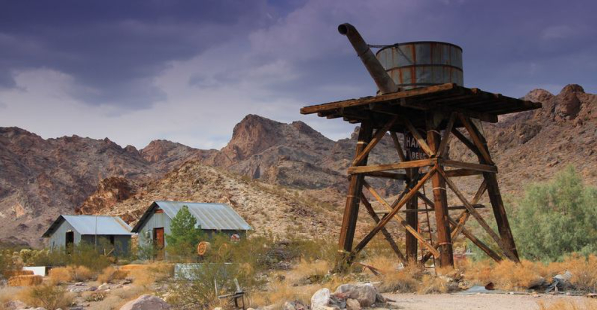 Top 14 Cowboy Ghost Towns In Arizona Worth Exploring This Halloween - Decor Hint